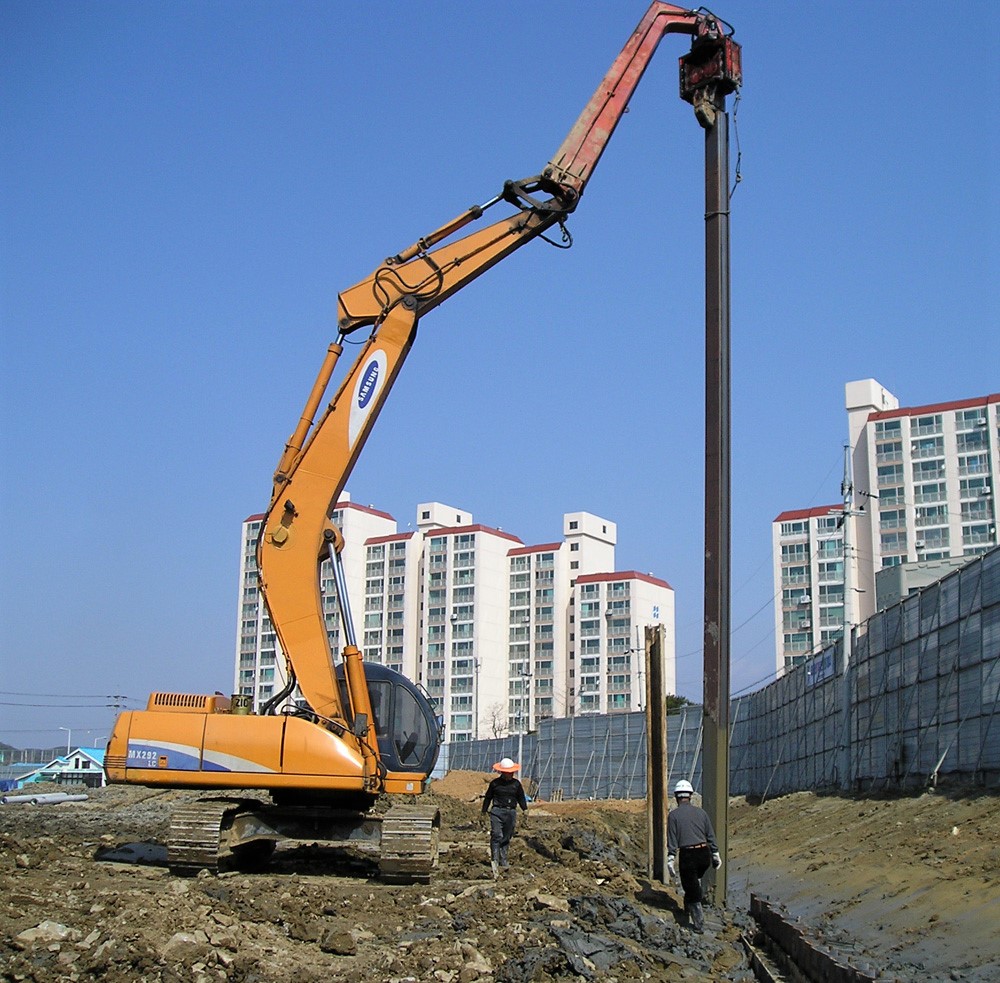 contiguous-piling-London